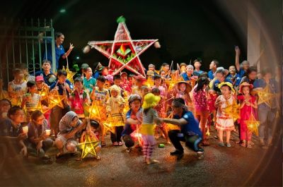 NHỮNG HOẠT ĐỘNG TRUYỀN THỐNG VÀO DỊP TRUNG THU